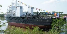 Спуск на воду морского буксира Петр Молотов, РИА AmurMedia