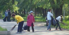 Общегородской субботник прошел в Хабаровске Юлия Пушкина
