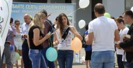 Участники пикета Яна Астафьева