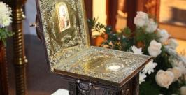 Ковчег с мощами святого прибыл в Хабаровск http://pravostok.ru/upload/information_system_28/2/5/2/item_25266/information_items_25266.jpg