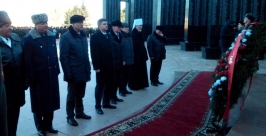 Высшие лица края почтили память погибших Роман Федоров