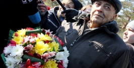 Грамоту &quotГород воинской славы&quot доставили в Хабаровск ветераны Анна Незнанова