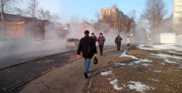 Порыв трубопровода с горячей водой привел к затруднениям на дорогах Хабаровска Роман Федоров