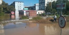 Блага цивилизации возвращаются в оставшиеся без света и воды жилые дома в Хабаровске Евгений Попов