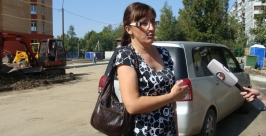 Жительница барака предлагает взамен туалета провести в их дом канализацию Евгений Попов