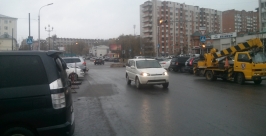 Перекресток улиц Дикопольцева и Гамарника Евгений Попов