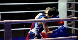 Копилка побед сборной Хабаровского края на чемпионате России по боксу вновь пополнилась Роман Федоров