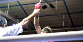 Копилка побед сборной Хабаровского края на чемпионате России по боксу вновь пополнилась Роман Федоров