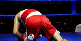 Копилка побед сборной Хабаровского края на чемпионате России по боксу вновь пополнилась Роман Федоров