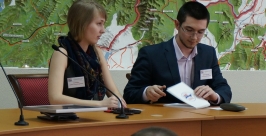 Ожесточенные &quotДебаты&quot разгорелись в Законодательной думе Хабаровского края Евгений Попов