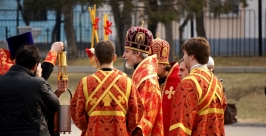 Благодатный огонь прибыл в Хабаровск Роман Федоров