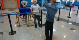 Главный трофей чемпионата мира увидели сотни хабаровчан Роман Федоров
