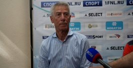 И.о. главного тренера ФК &quotТомь&quot Валерий Непомнящий Евгений Попов