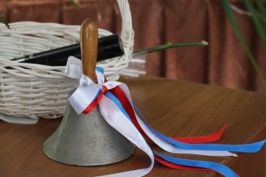 Последний звонок, 1 сентября, День знаний, выпускной, школа Анна Маринец, ИА UssurMedia