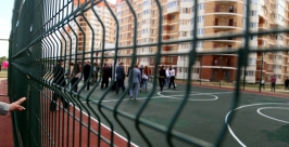 Около 450 семей получили новое жилье в микрорайоне &quotОреховая сопка&quot в Хабаровске Роман Федоров, корр. ИА AmurMedia