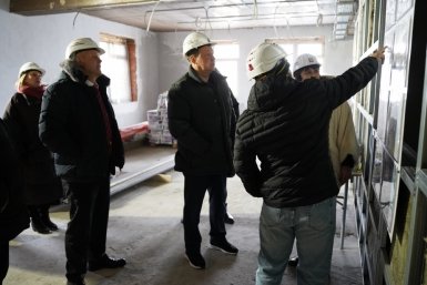 ​Первый зампред правительства Хабаровского края Сергей Абрамов посетил ведущие предприятия Ванинского района Роман Рубин