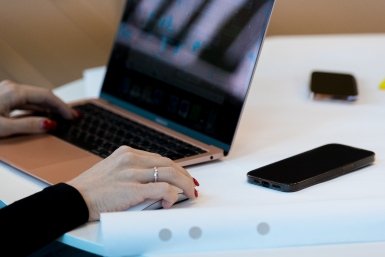 "Не нужно истерить": в ГД высказались о "белых списках" и блокировках интернета