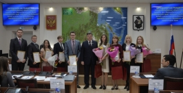 Празднования юбилея молодежной палаты Хабаровского края начались в Закдуме Пресс-служба Законодательной Думы Хабаровского края