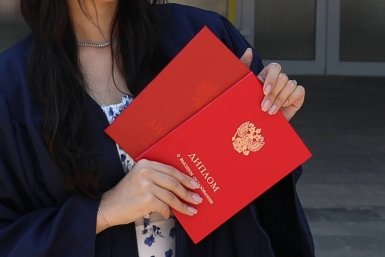 Даже магистры с двумя образованиями не осилят 8/8 - ТЕСТ на школьные знания ИА AmurMedia