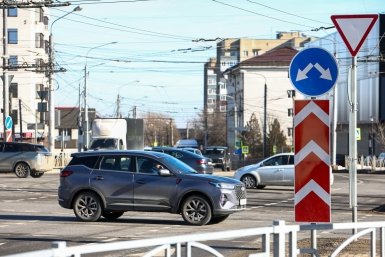 Инспектор ГИБДД проговорился: 90% водителей включают не тот поворотник на кольце и зря платят штрафы ИА KrasnodarMedia