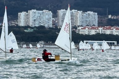 Золотой старт: хабаровский яхтсмен победил на Всероссийском турнире