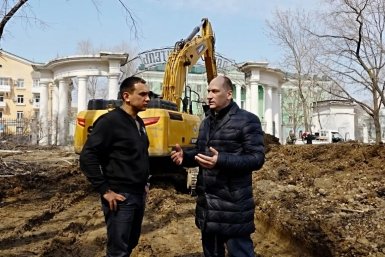 Тематическое фото Максим Кононенко