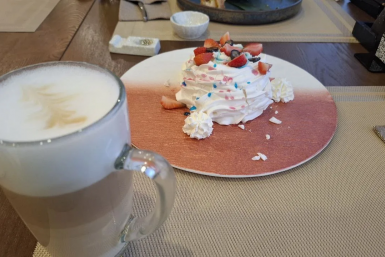 От сладкого - к стройности: правила, которые снизят тягу к десертам, а живот уберут, как ластик