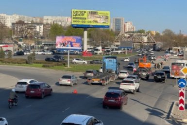 Дорожные работы и ДТП сковали Луговую в час-пик во Владивостоке ИА PrimaMedia