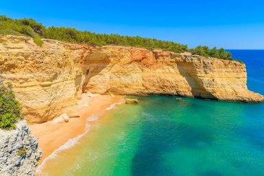 Здесь вода прозрачнее, чем на Мальдивах: топ курортов с самым чистым морем