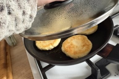 3 ложки в тесто - сырники не разваливаются и не липнут: таят во рту как вата
