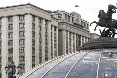 Сделки по биометрии, контроль за детскими финансами, конвой усилят: новые законы с июля