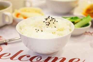 Липкая каша в прошлом: делаю так - рис всегда получается рассыпчатым и вкусным