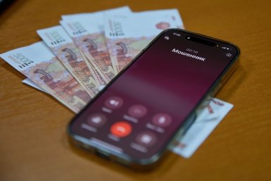 СМС вне экрана, пароли — в менеджер: рекомендации МВД по безопасности смартфона