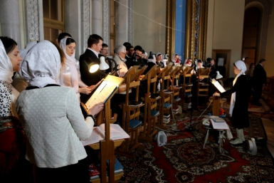 Тысячи верующих собрались на пасхальных богослужениях в хабаровских храмах Роман Федоров, корр. ИА AmurMedia