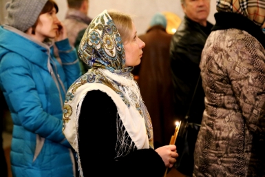 Тысячи верующих собрались на пасхальных богослужениях в хабаровских храмах Роман Федоров, корр. ИА AmurMedia
