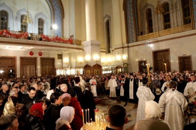 Тысячи верующих собрались на пасхальных богослужениях в хабаровских храмах Роман Федоров, корр. ИА AmurMedia