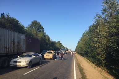 Столкновение шести большегрузов произошло на трассе Хабаровск – Комсомольск-на-Амуре Эмиль Салманов
