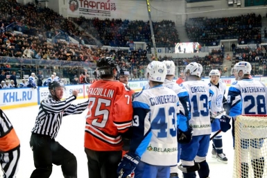 &quotАмур&quot устроил голевую феерию в матче с &quotДинамо&quot в Хабаровске Роман Федоров, ИА AmurMedia