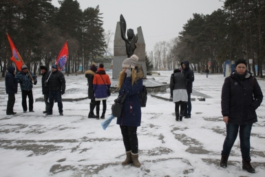 &quotЧерный тюльпан&quot, в память о летчеке СУ-24М. сбитом на границе Турции и Сирии Александра Мельник, корр. ИА AmurMedia