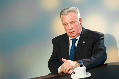 О том, что приватизировали Комсомольский судостроительный завод, я узнал из газет РИА AmurMedia