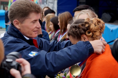 Награждение золотых медалистов Максим Мажарин, ИА SakhalinMedia