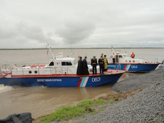 На Большом Уссурийском укрепили берег и дух