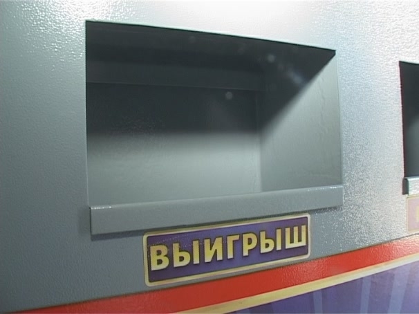 Однорукий бандит нового поколения изъят на центральном рынке Хабаровска
