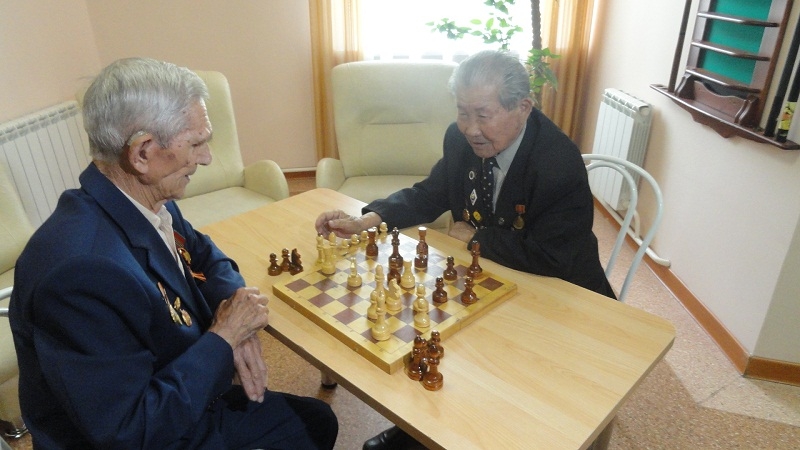 Визит губернатора в Дом ветеранов