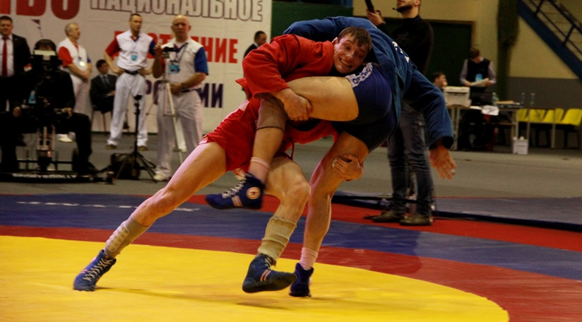 Первые поединки чемпионата.
