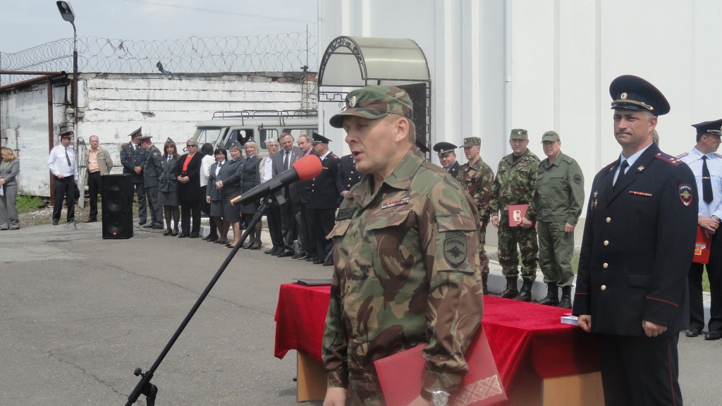 Поздравления от боевых коллег, Фото с места события собственное