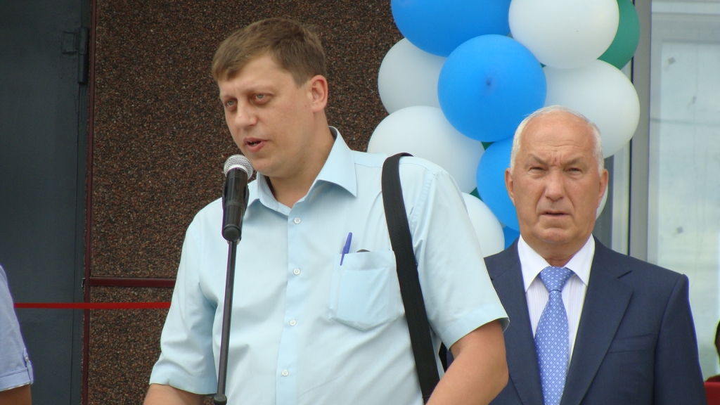 Директор предприятия застройщика Евгений Куликов, Фото с места события собственное