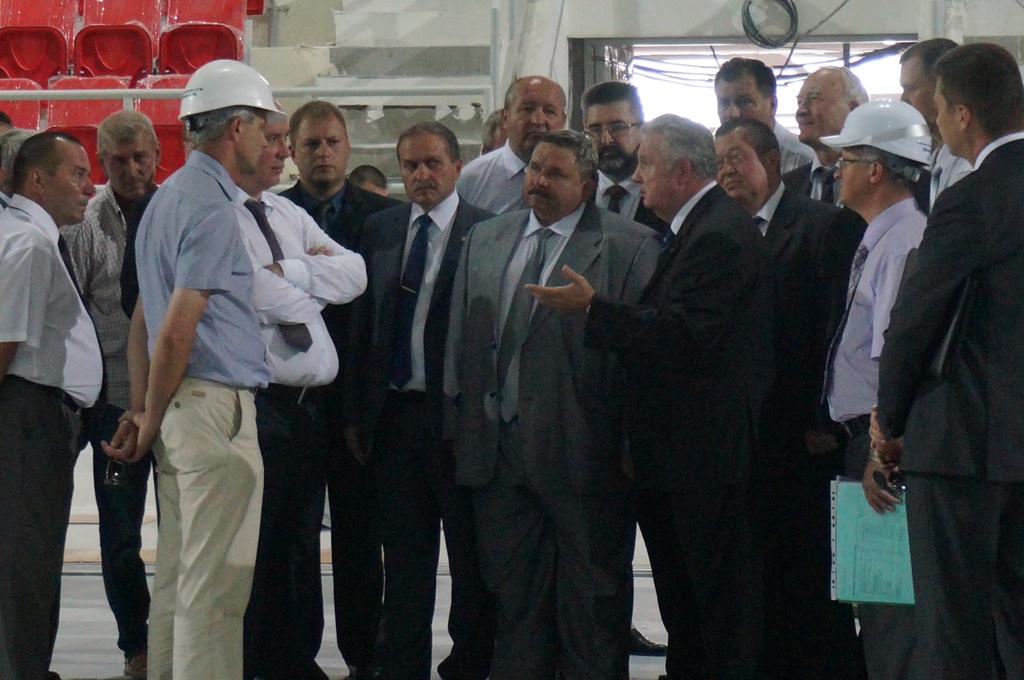 Доклад о готовности, Фото с места события собственное