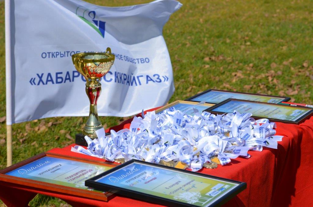 Медали и грамоты, Фото с места события из других источников