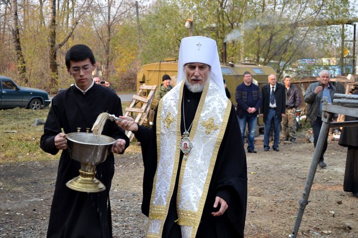 Освящение, Фото с места события из других источников
